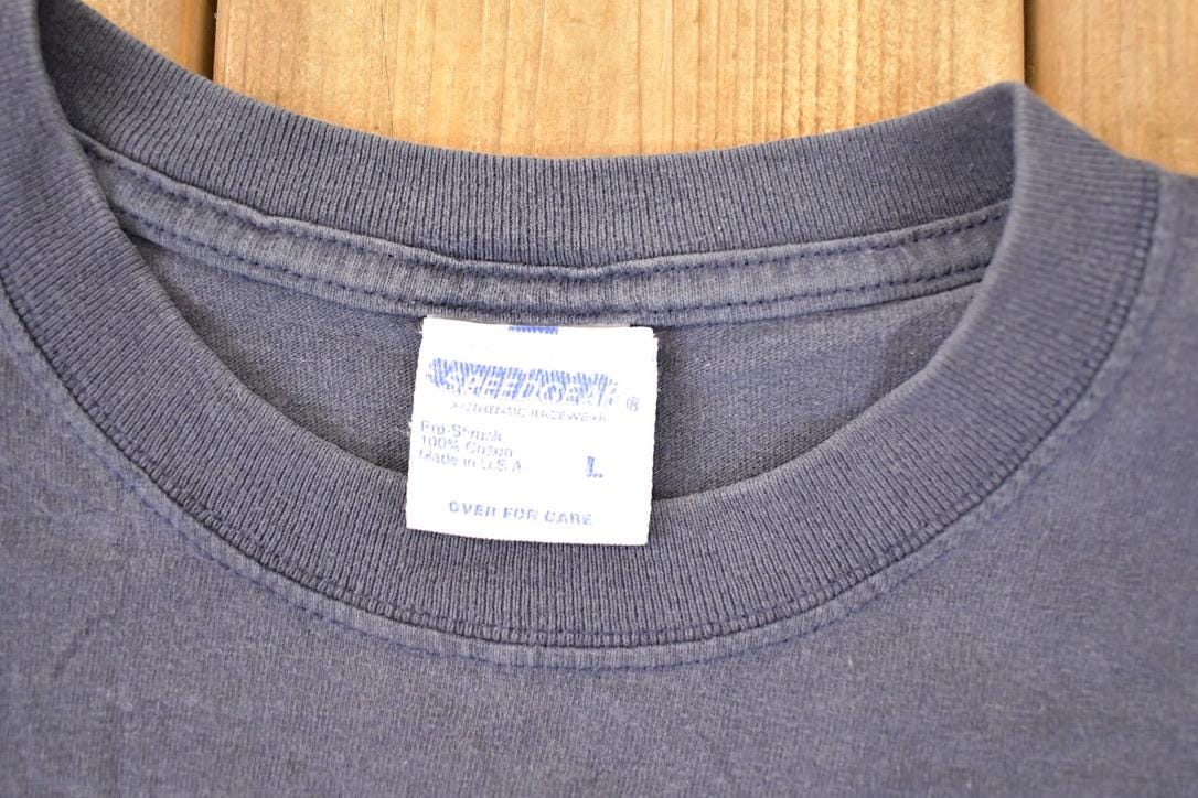 Vintage 1990s Canadian Bobsled Racing Souvenir Travel T-Shirt Men's M from propervintagecanada