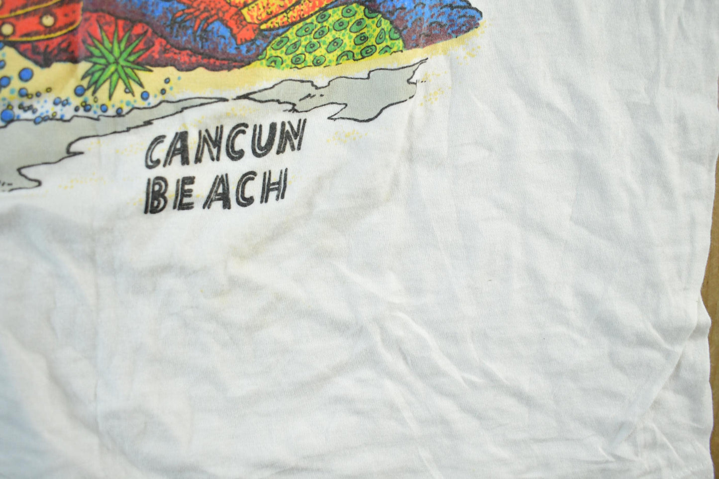 Vintage 1990s Cancun Mexico Graphic Souvenir T Shirt Men's Large from propervintagecanada