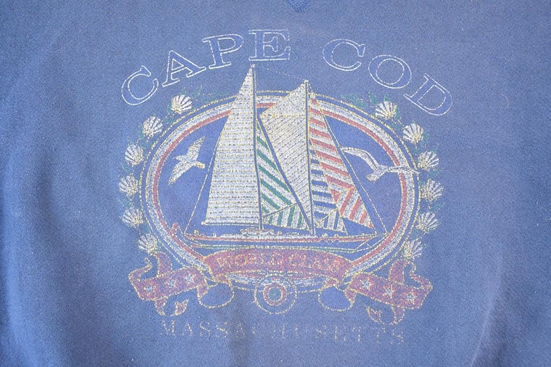 Vintage 1990s Cape Cod Crewneck Sweatshirt Mens L from propervintagecanada