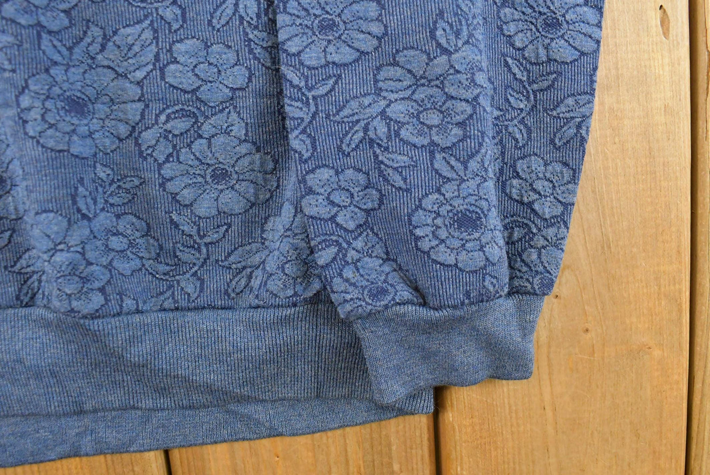 Vintage 1990s Cape Cod Floral Collared Sweatshirt Sun Faded Men's Medium from propervintagecanada