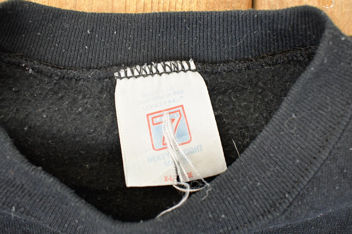 Vintage 1990s Cape Cod Logo 7 Graphic Print Crewneck Sweatshirt Men's L from propervintagecanada
