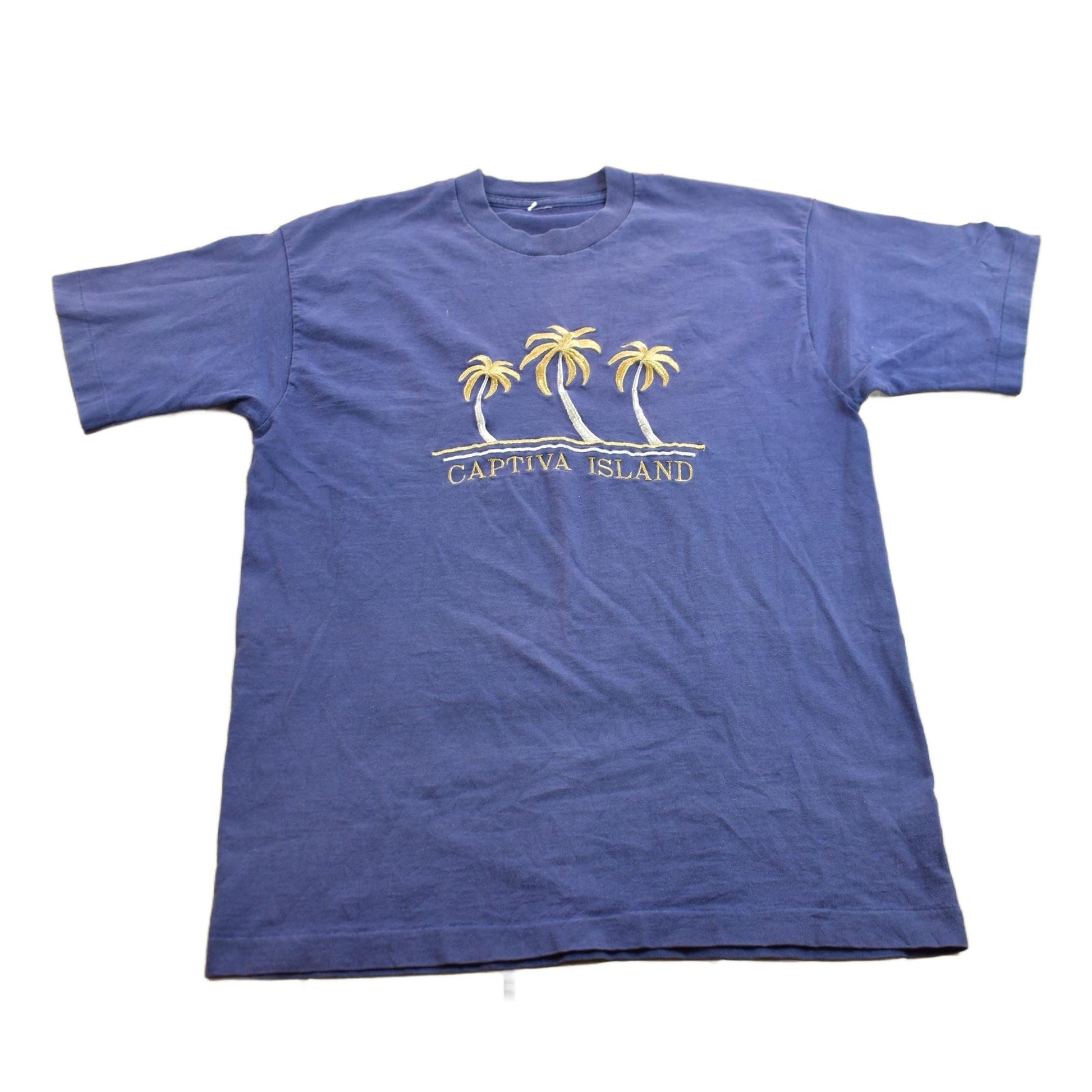 Vintage 1990s Captiva Island Embroidered Graphic Souvenir T Shirt Men's Medium from propervintagecanada
