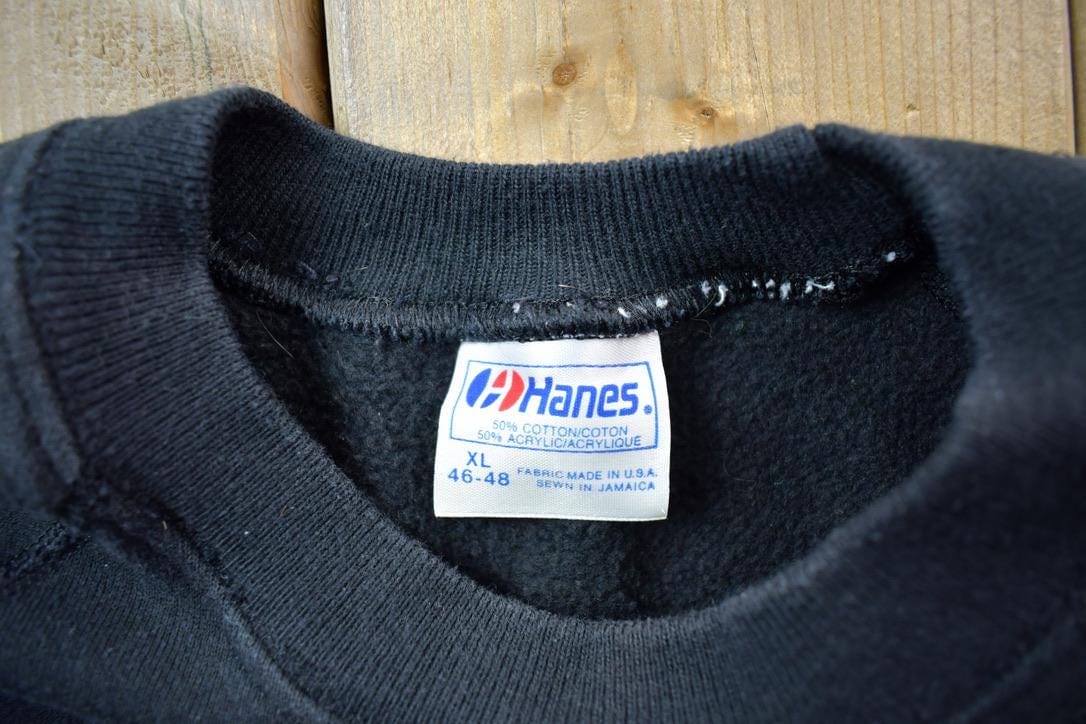 Vintage 1990s Cardinal Embroidered Crewneck Men's XL from propervintagecanada