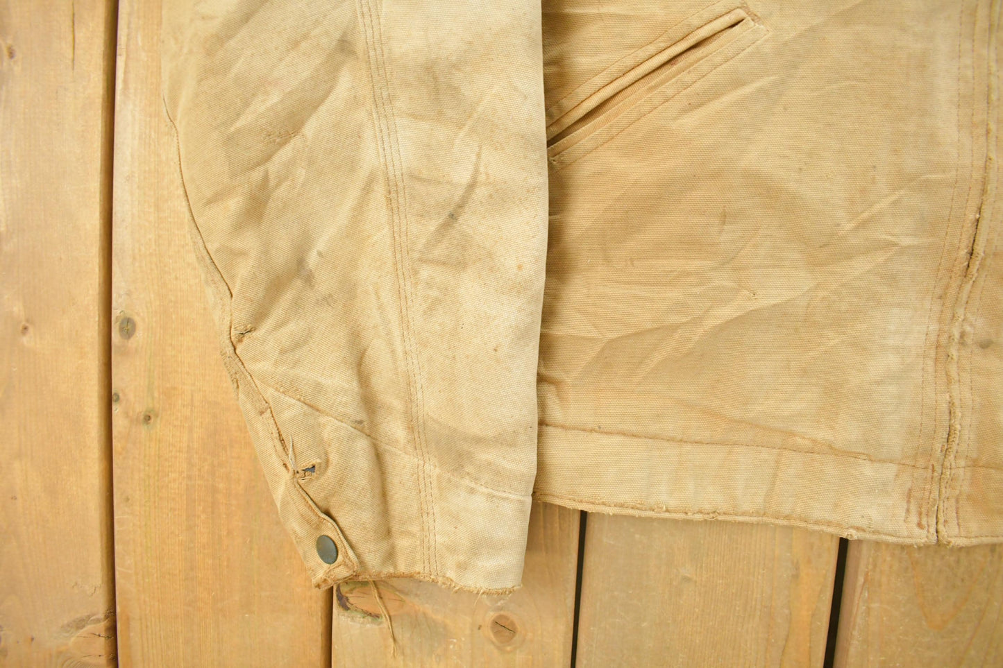 Vintage 1990s Carhartt Blanket Lined Detroit Jacket Men's Large from propervintagecanada