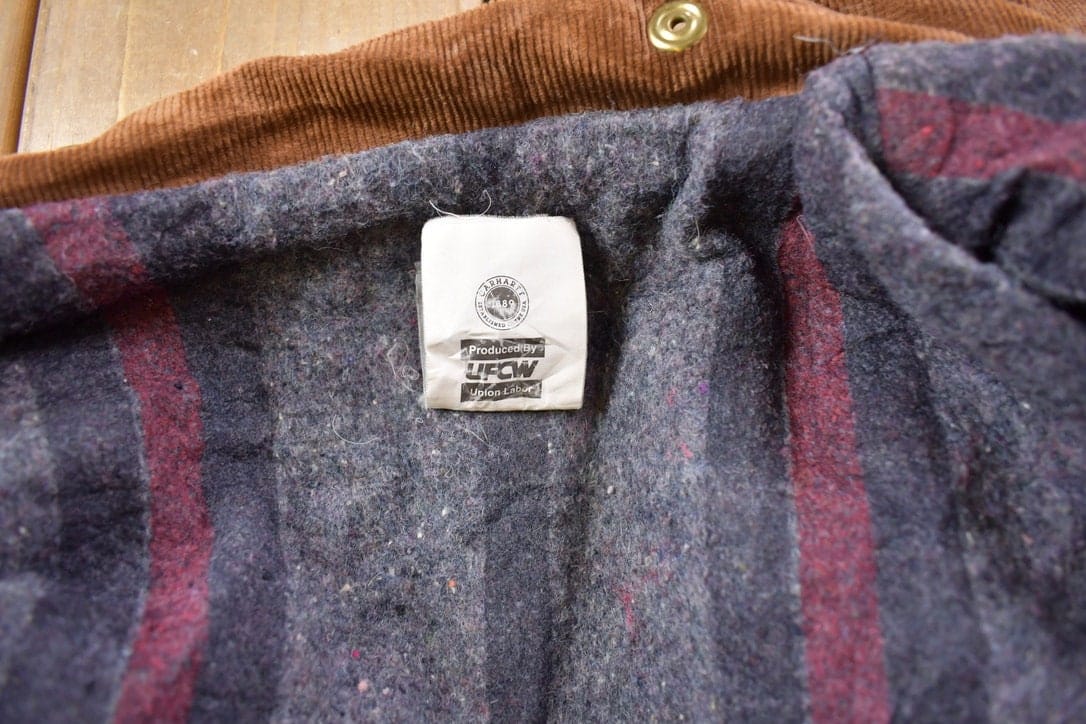 Vintage 1990s Carhartt Blanket Lined Embroidered Painters Jacket Men's Large from propervintagecanada