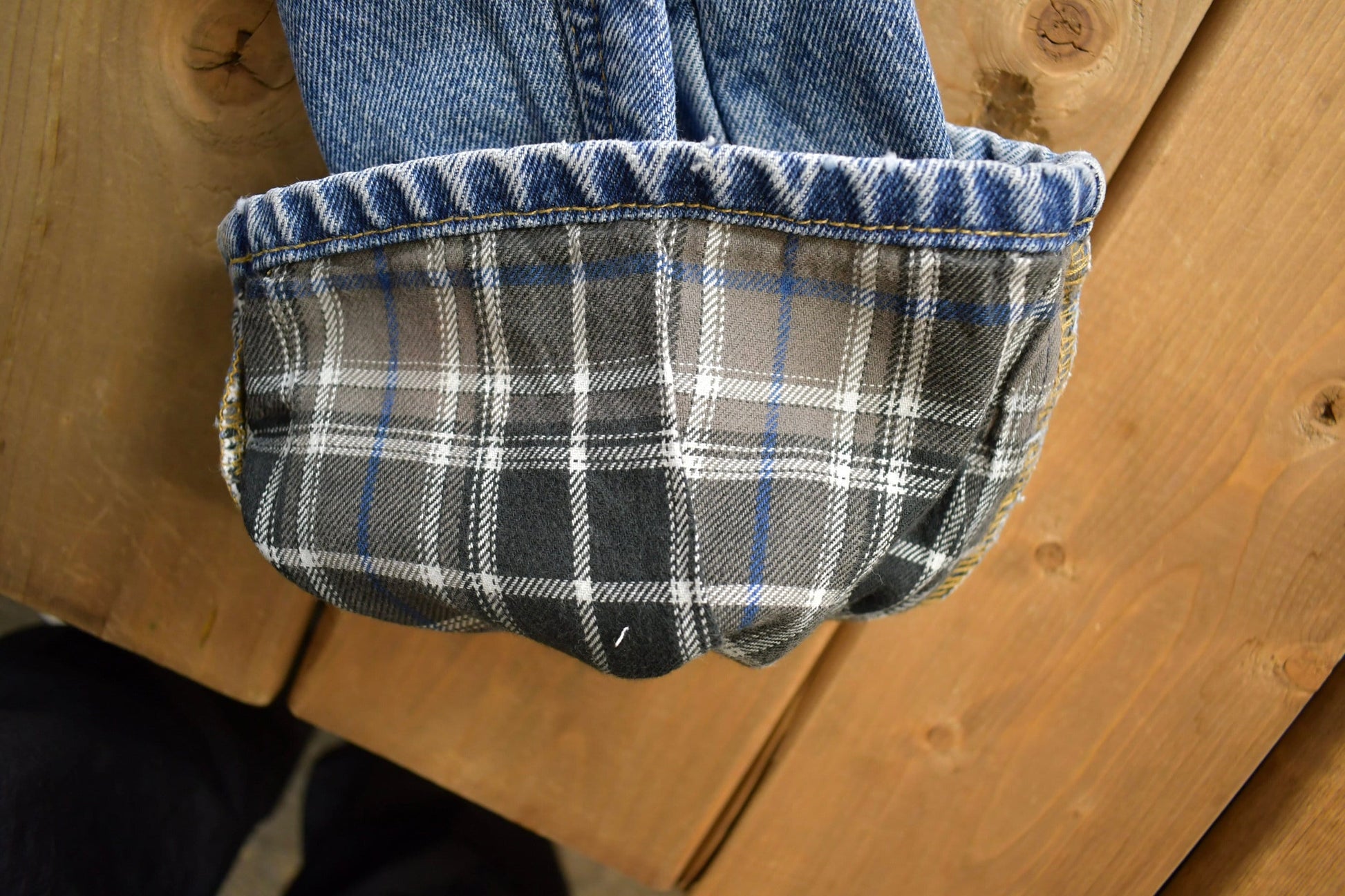 Vintage 1990s Carhartt Blanket Lined Work Pants Men's 32 x 30 from propervintagecanada