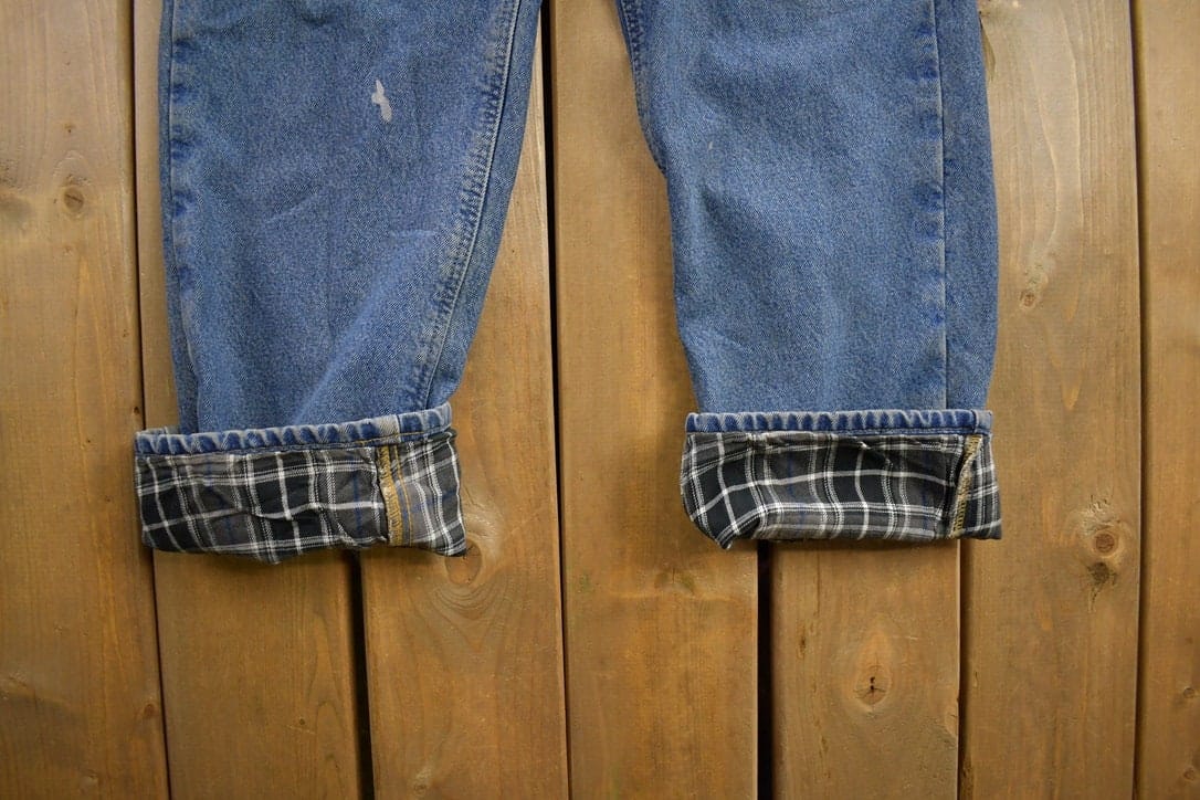 Vintage 1990s Carhartt Blanket Lined Work Pants Men's 33 x 34 from propervintagecanada