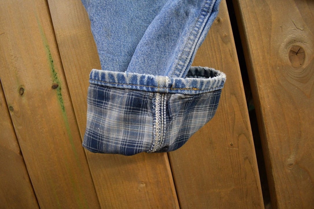 Vintage 1990s Carhartt Blanket Lined Work Pants Men's 36 x 32 from propervintagecanada