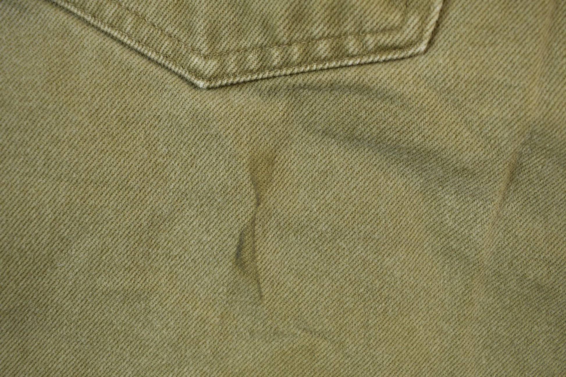 Vintage 1990s Carhartt Blanket Lined Work Pants Men's 46x30 from propervintagecanada