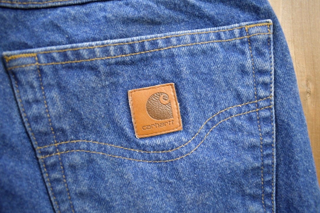 Vintage 1990s Carhartt Blue Jeans Men's 32 x 32 from propervintagecanada