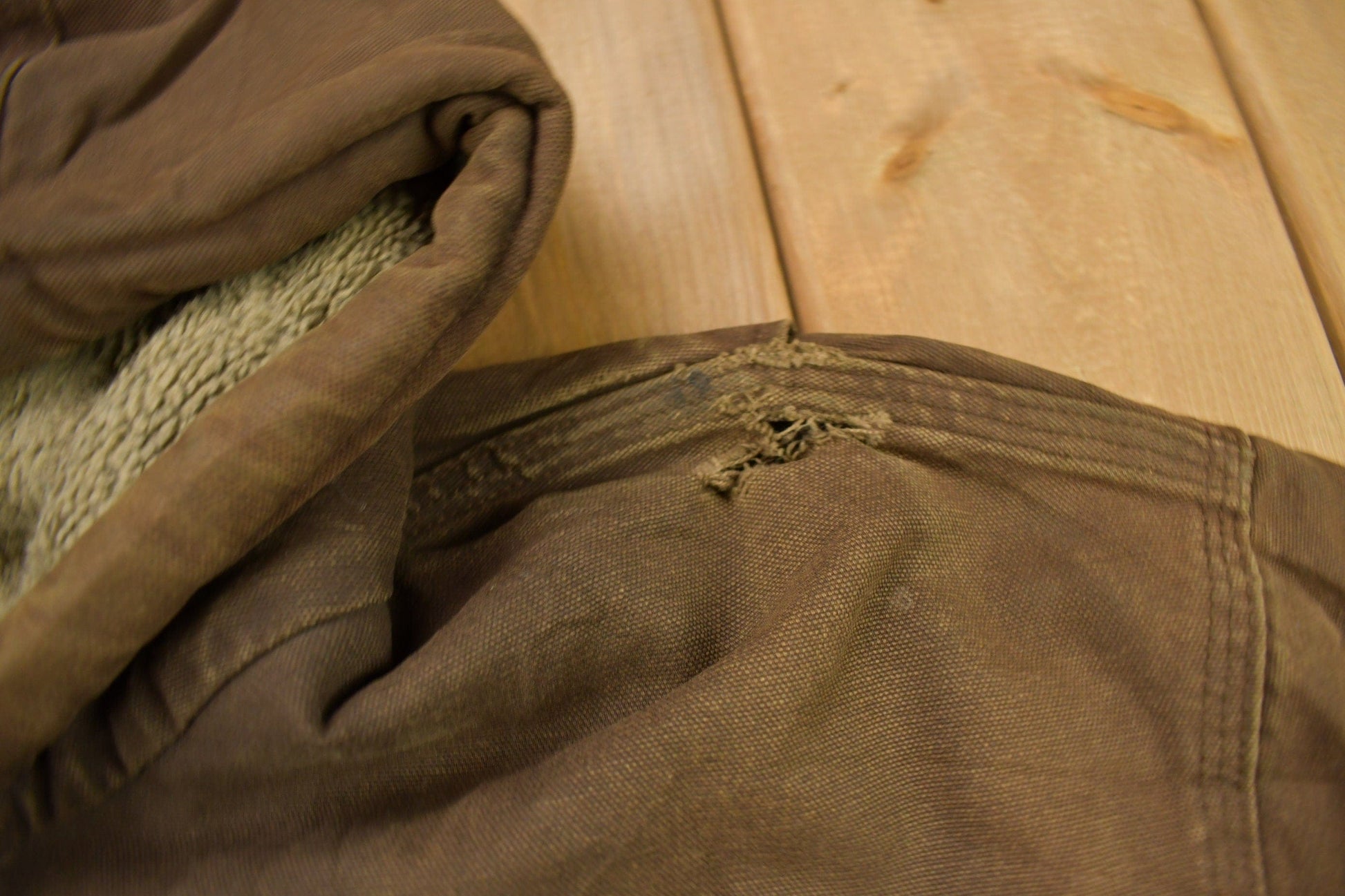 Vintage 1990s Carhartt Chocolate Brown Fleece Lined Work Jacket Men's XL from propervintagecanada