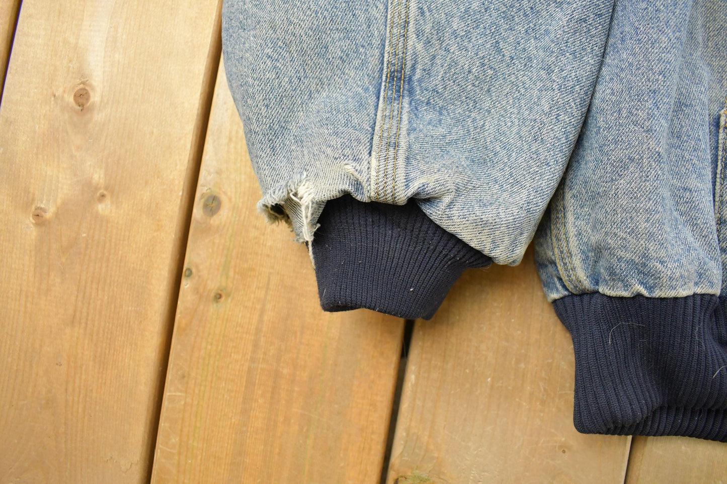 Vintage 1990s Carhartt Denim Sherpa Lined Hooded Jacket Men's XL from propervintagecanada