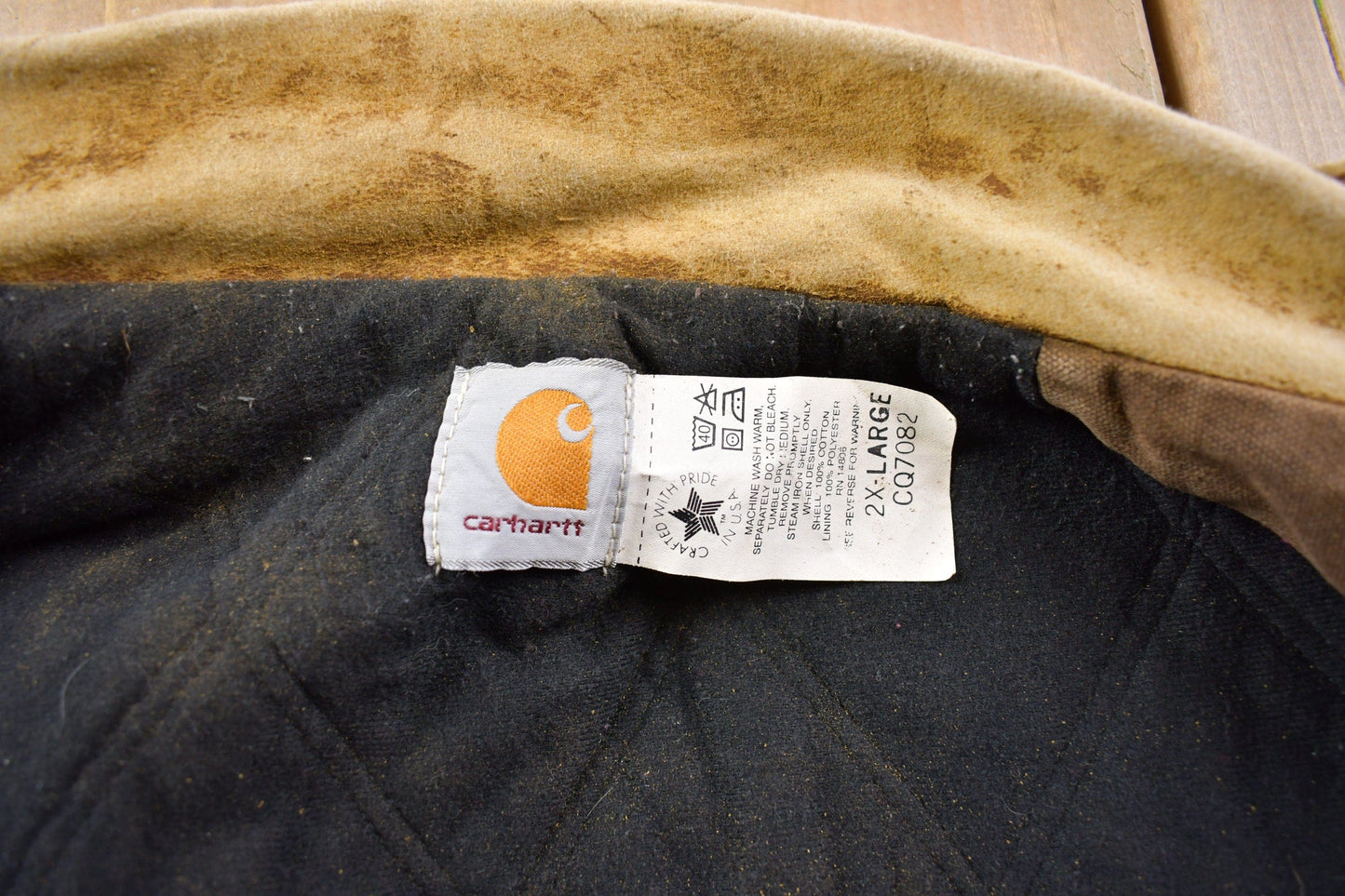 Vintage 1990s Carhartt Diomond Quilt Lined Chore Coat Men's 2XL from propervintagecanada