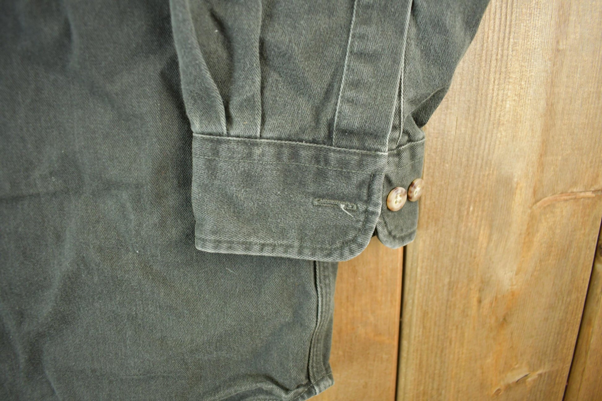 Vintage 1990s Carhartt Sun Faded Button Up Shirt Men's L from propervintagecanada