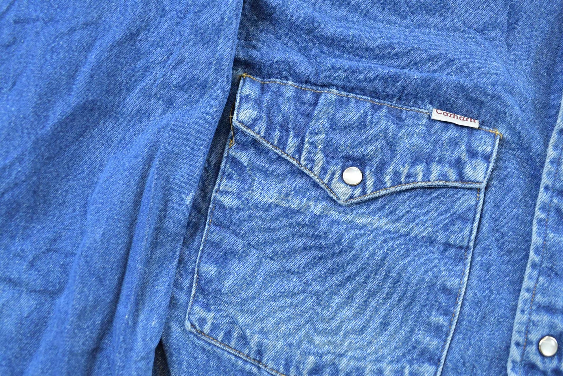 Vintage 1990s Carhartt Western Work Button Up Shirt Mens L from propervintagecanada