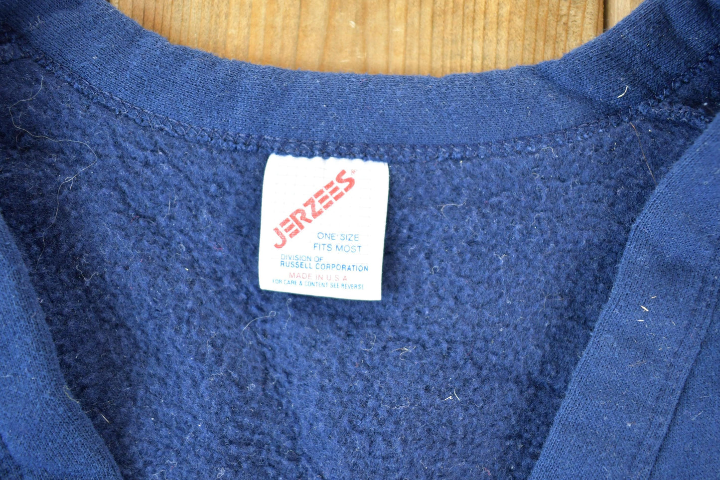 Vintage 1990s Cartoon Schoolhouse Cardigan Sweatshirt Mens L from propervintagecanada