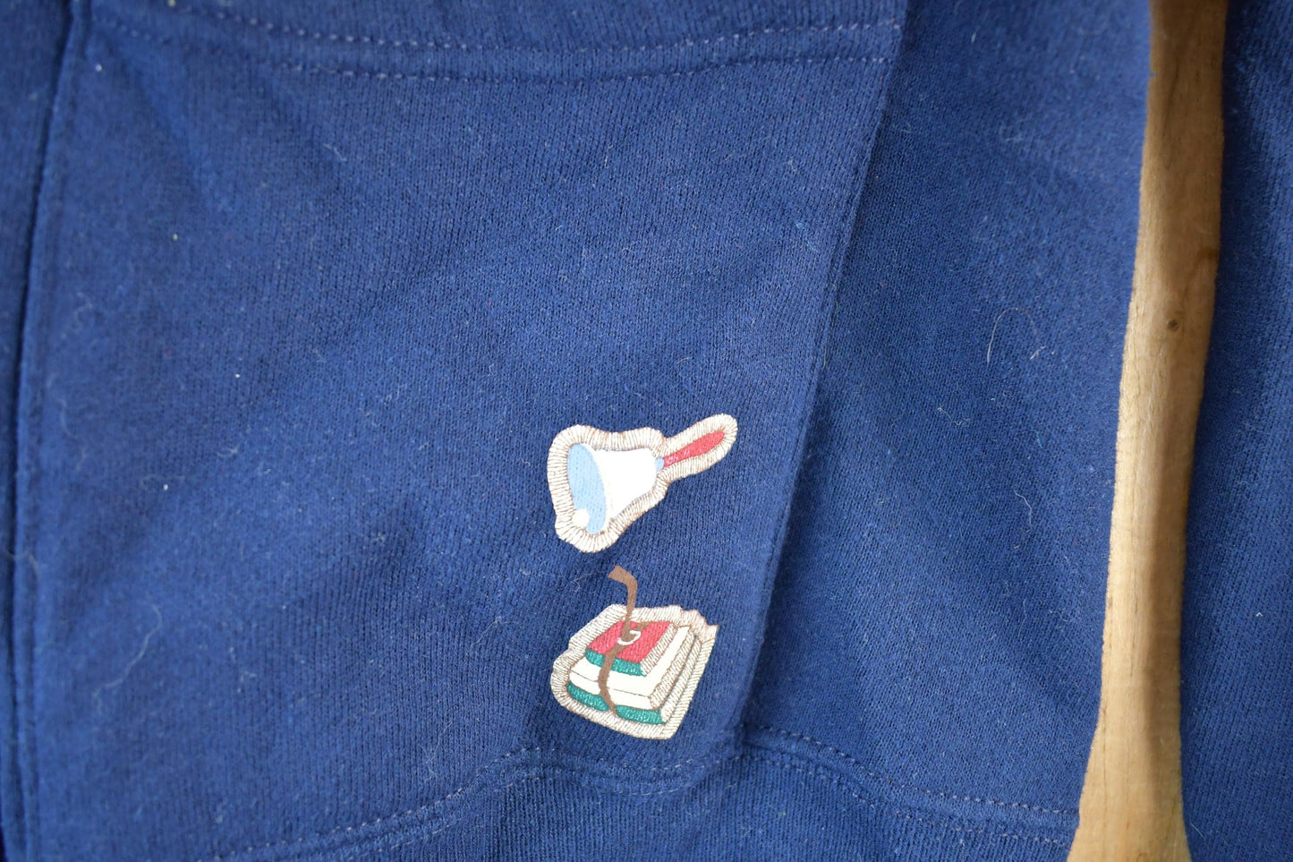 Vintage 1990s Cartoon Schoolhouse Cardigan Sweatshirt Mens L from propervintagecanada