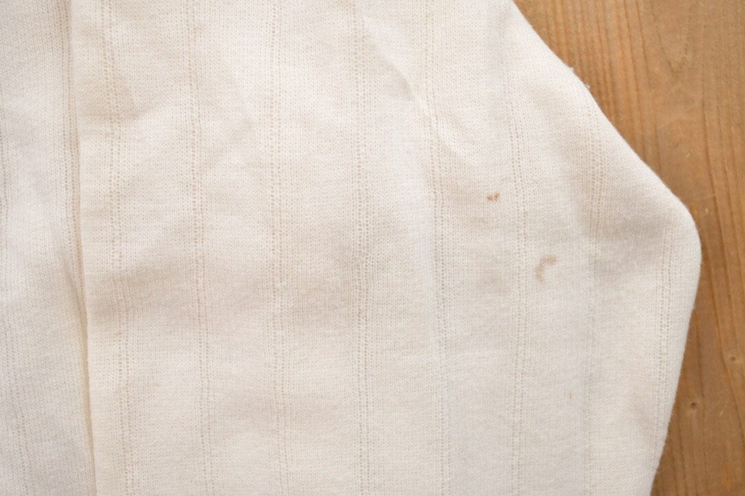 Vintage 1990s Casual News Blank White Crewneck Sweatshirt Men's Medium from propervintagecanada