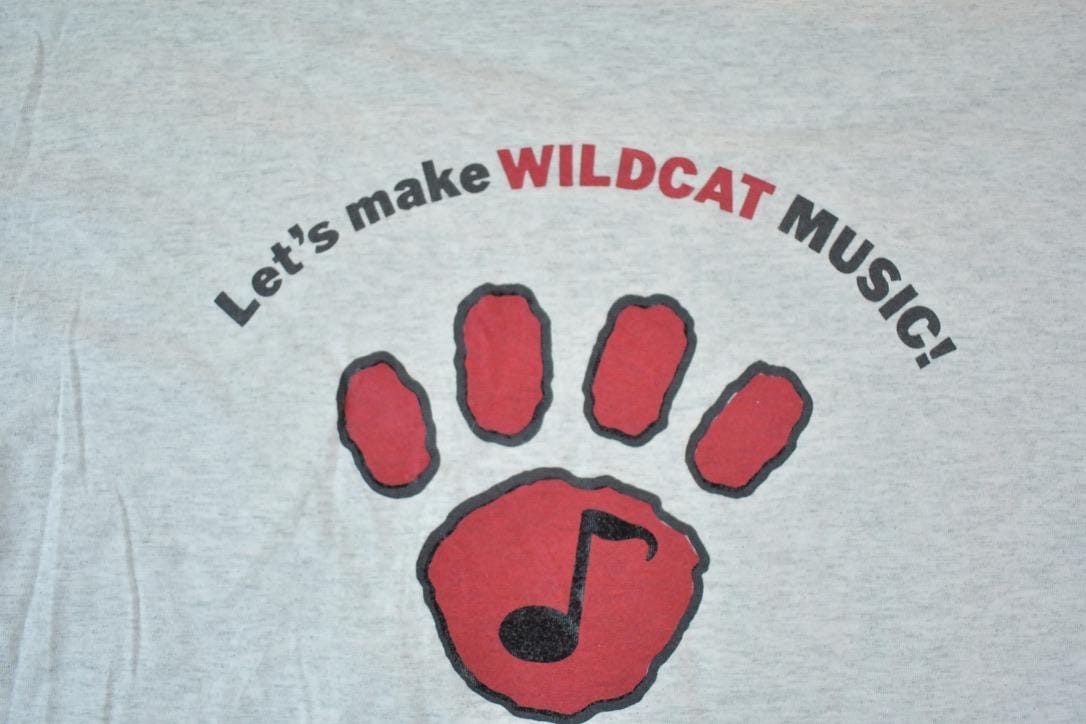 Vintage 1990s Central Middle School Orchestra Souvenir Single Stitch Graphic Print T-Shirt Men's Large from propervintagecanada