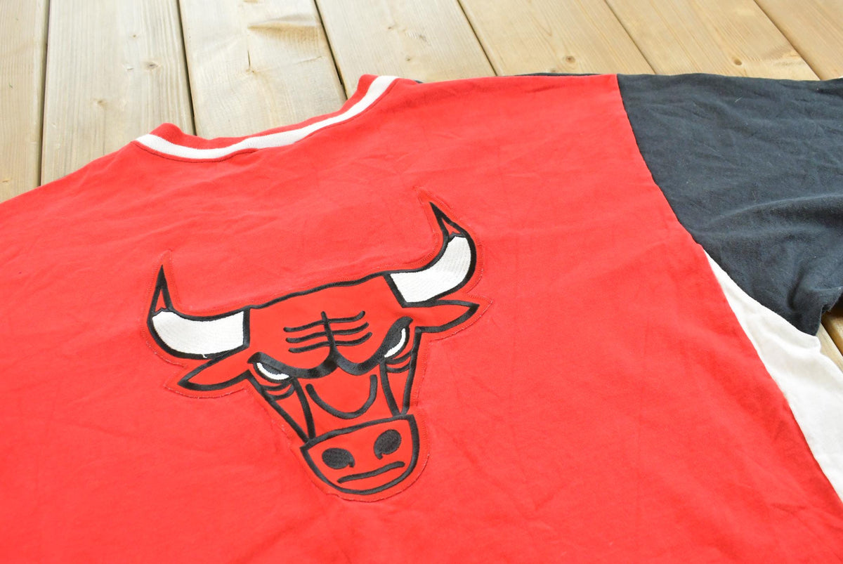 Vintage 1990s Champion Chicago Bulls NBA Basketball Shooting Shirt Men's 2XL / 90s Sportswear / Streetwear / Jordan / Made in USA from propervintagecanada
