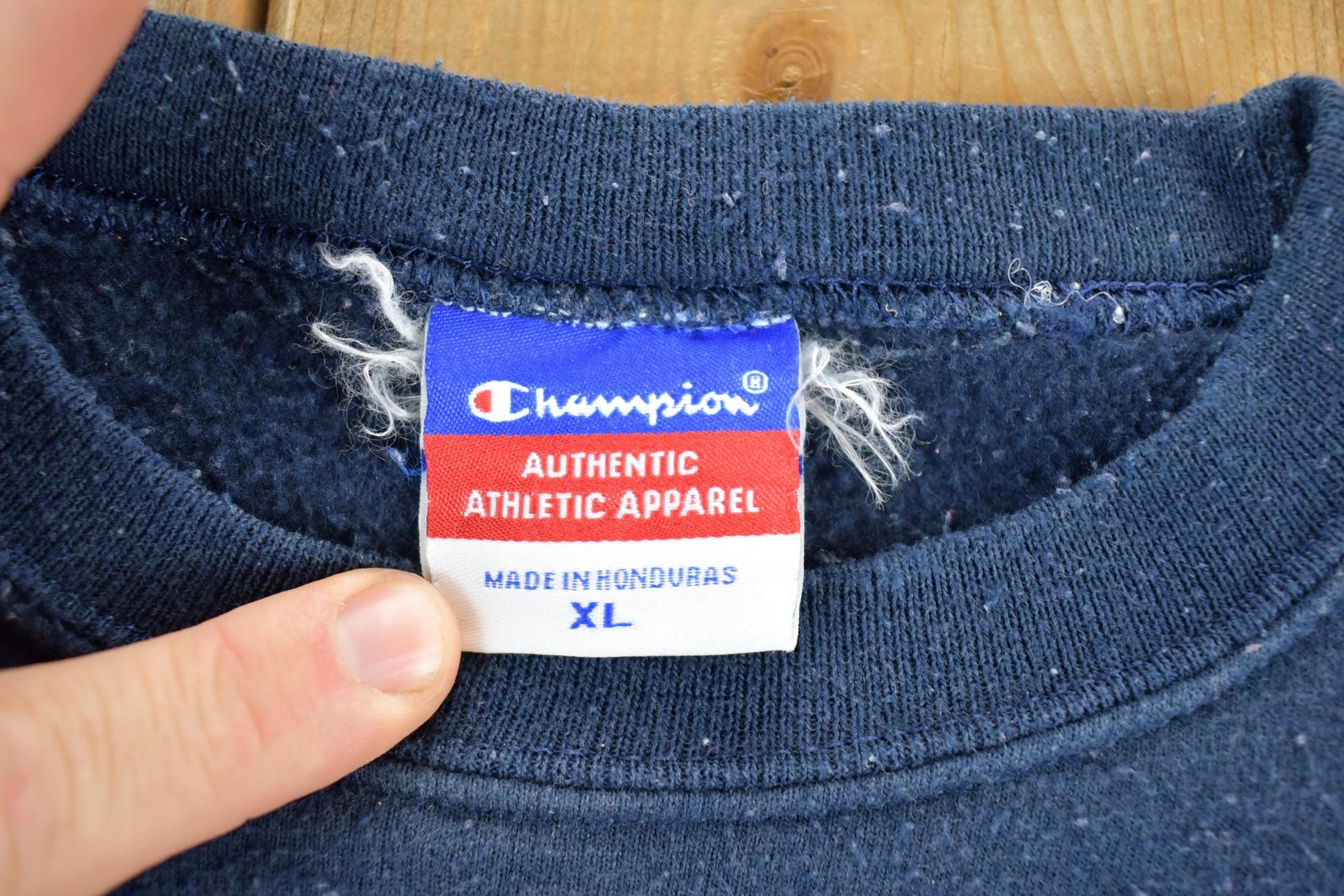 Vintage 1990s Champion Marquette Hawks University Of Collegiate Crewneck Men's XL from propervintagecanada