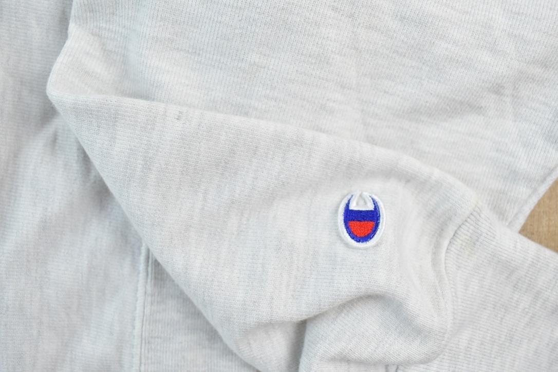 Vintage 1990s Champion Reverse Weave Bridgewater State University Hoodie Sweatshirt Men's Large from propervintagecanada