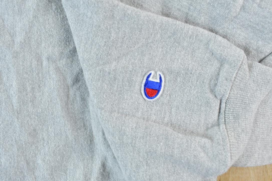 Vintage 1990s Champion Reverse Weave Crewneck Sweatshirt Men's XL from propervintagecanada