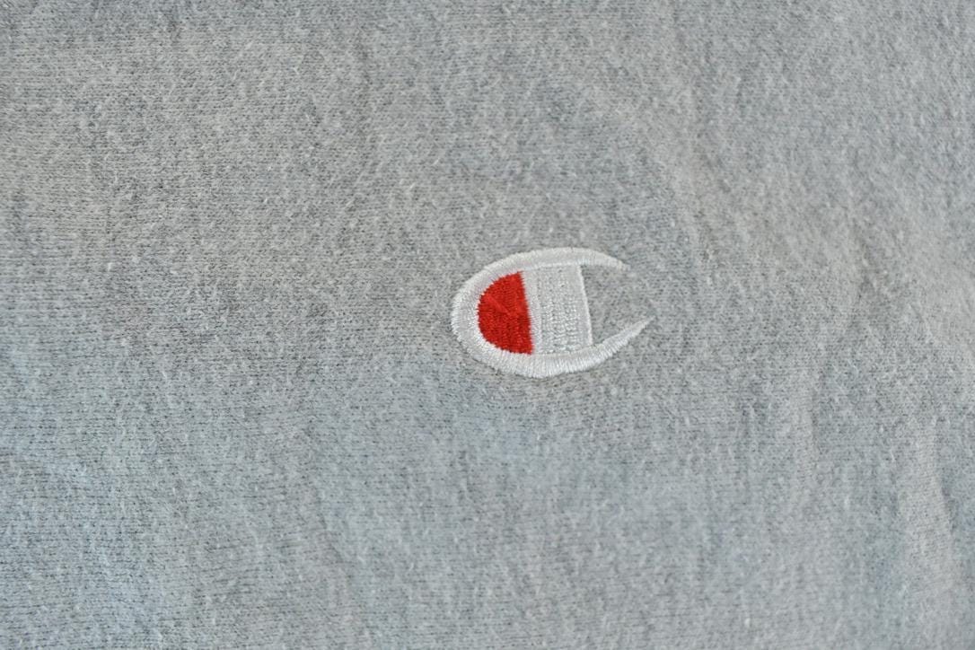 Vintage 1990s Champion Reverse Weave Crewneck Sweatshirt Men's XL from propervintagecanada