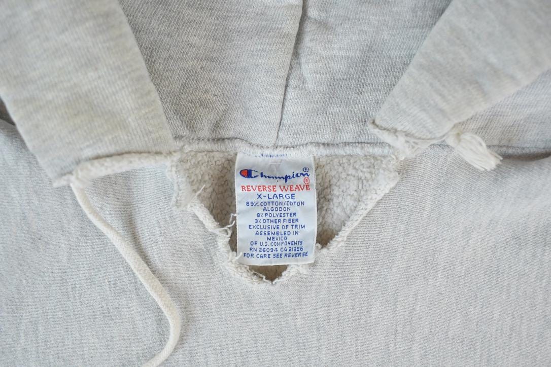 Vintage 1990s Champion Reverse Weave Women's Rugby Hoodie Sweatshirt from propervintagecanada