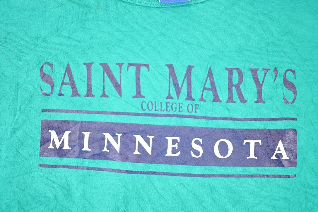 Vintage 1990s Champion St Mary's Minnesota Collegiate T-Shirt Men's S from propervintagecanada