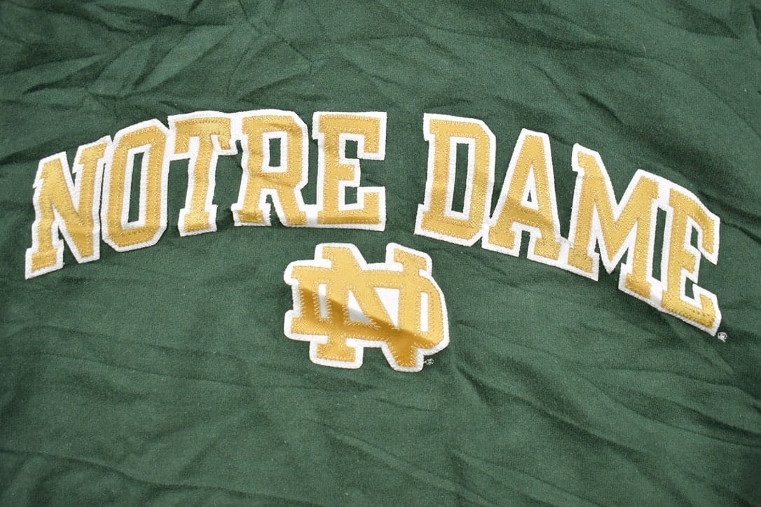 Vintage 1990s Champion University Of Notre Dame Collegiate HoodieMen's Medium from propervintagecanada