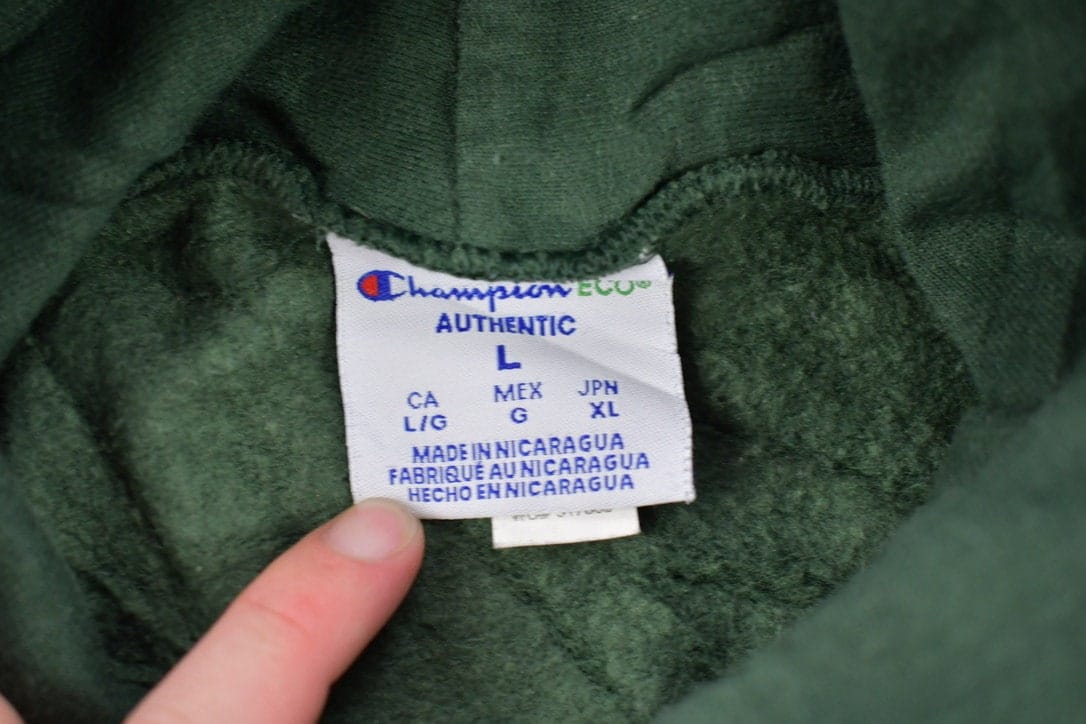 Vintage 1990s Champion University Of Notre Dame Collegiate HoodieMen's Medium from propervintagecanada