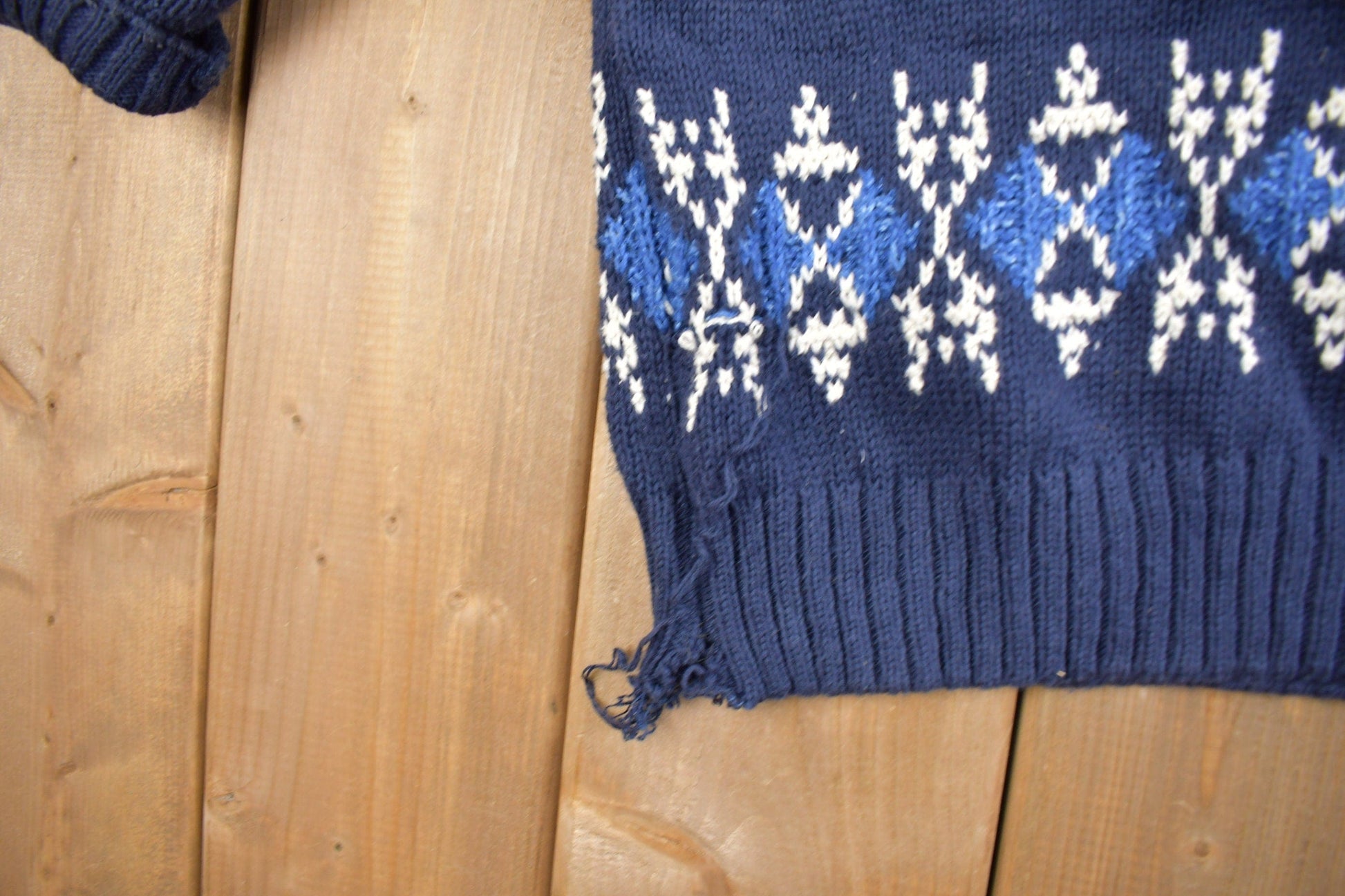 Vintage 1990s Chaps Ralph Lauren South Western Knit Sweater Men's XL from propervintagecanada