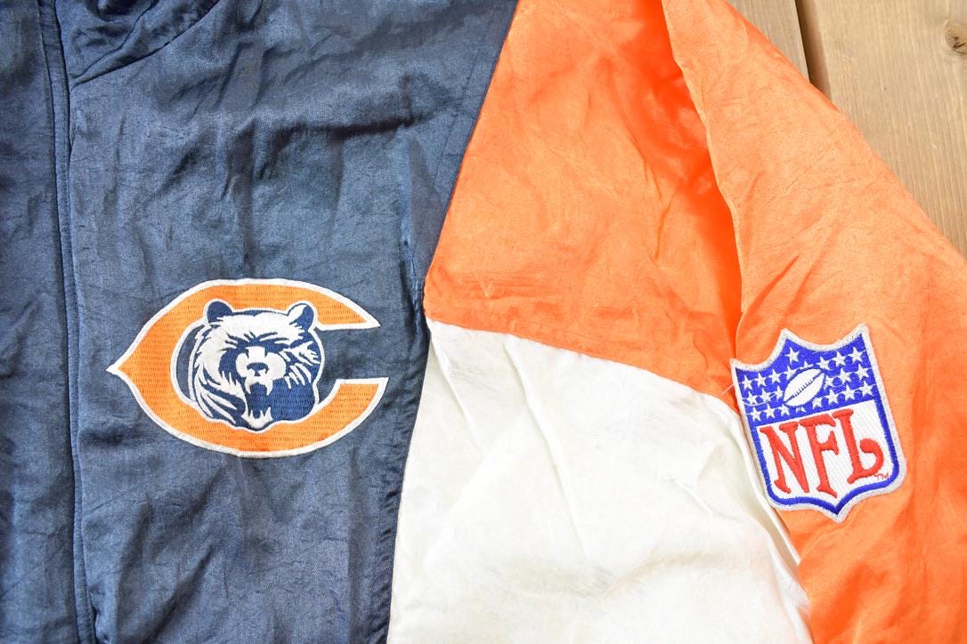 Vintage 1990s Chicago Bears NFL Apex One Jacket Men's Large from propervintagecanada