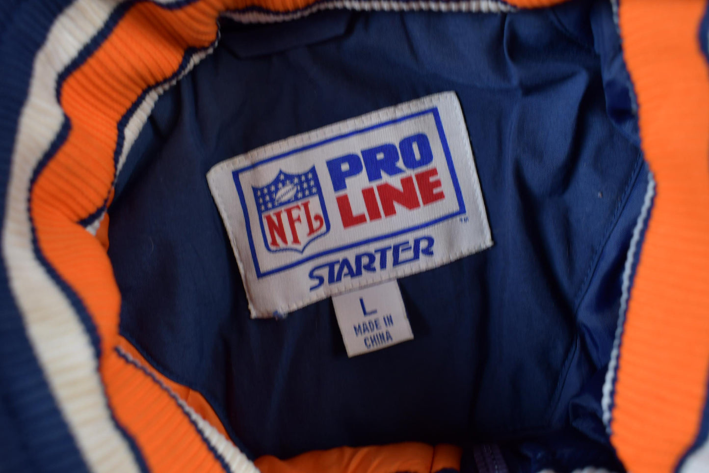 Vintage 1990s Chicago Bears NFL Pro Line Starter Jacket Men's Large from propervintagecanada