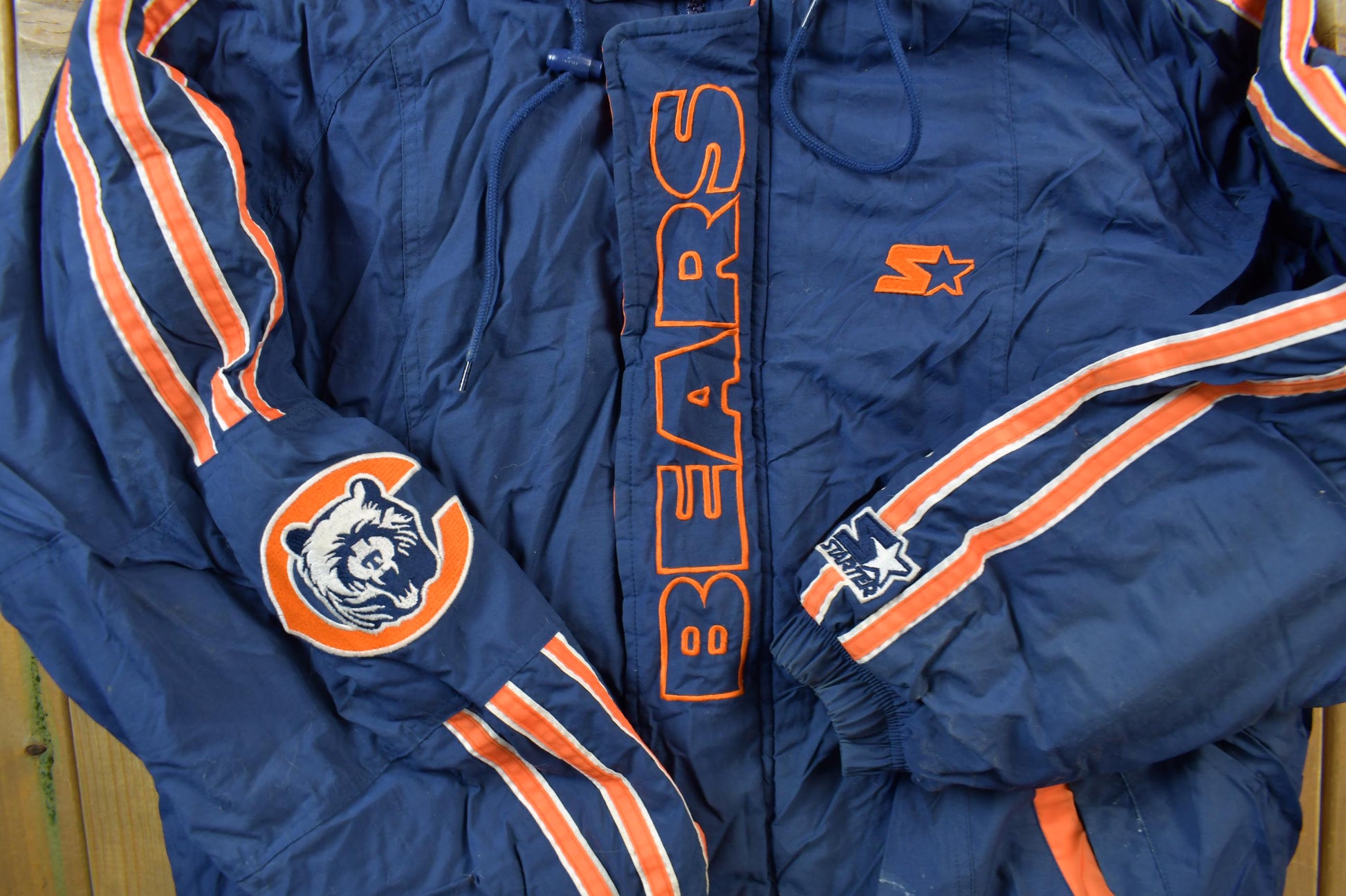 Vintage 1990s Chicago Bears NFL Pro Line Starter Jacket Men's Large from propervintagecanada