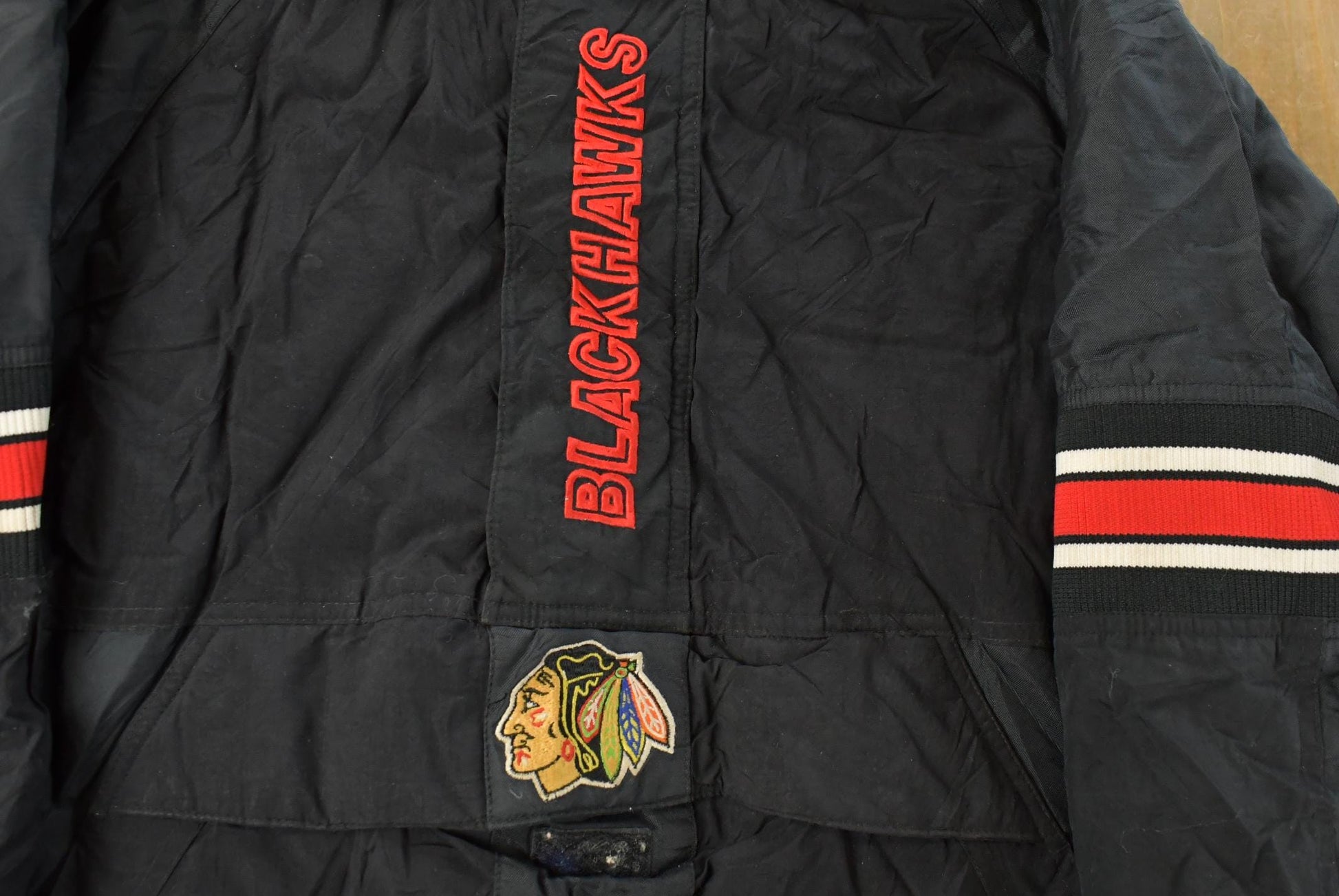 Vintage 1990s Chicago Blackhawks NHL Starter Anorak Jacket Youth XL Men's XL from propervintagecanada