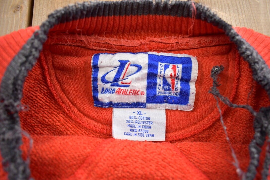 Vintage 1990s Chicago Bulls NBA Basketball Crewneck Sweatshirt from propervintagecanada