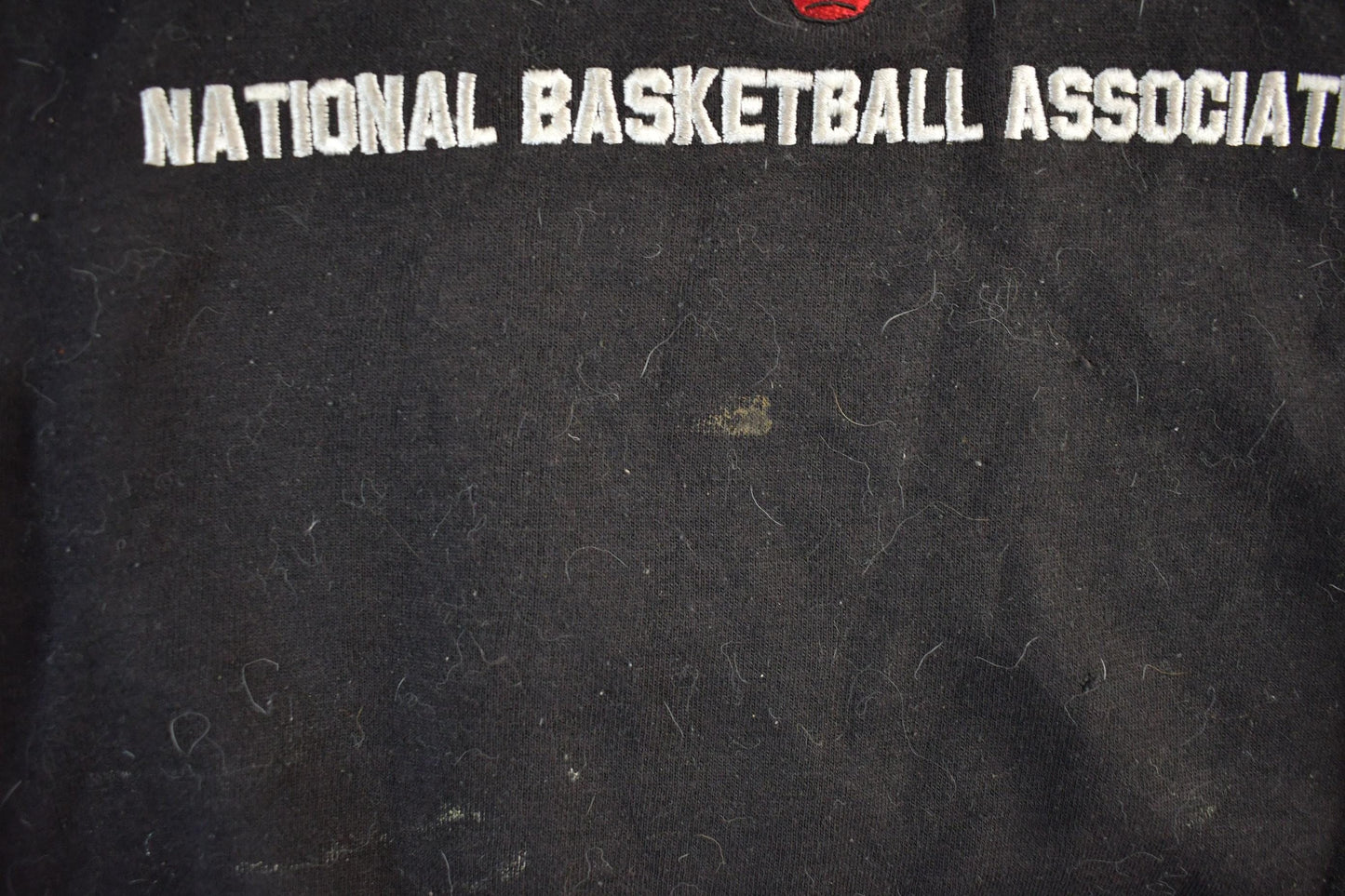 Vintage 1990s Chicago Bulls NBA Embroidered Crewneck Sweatshirt Men's Large from propervintagecanada