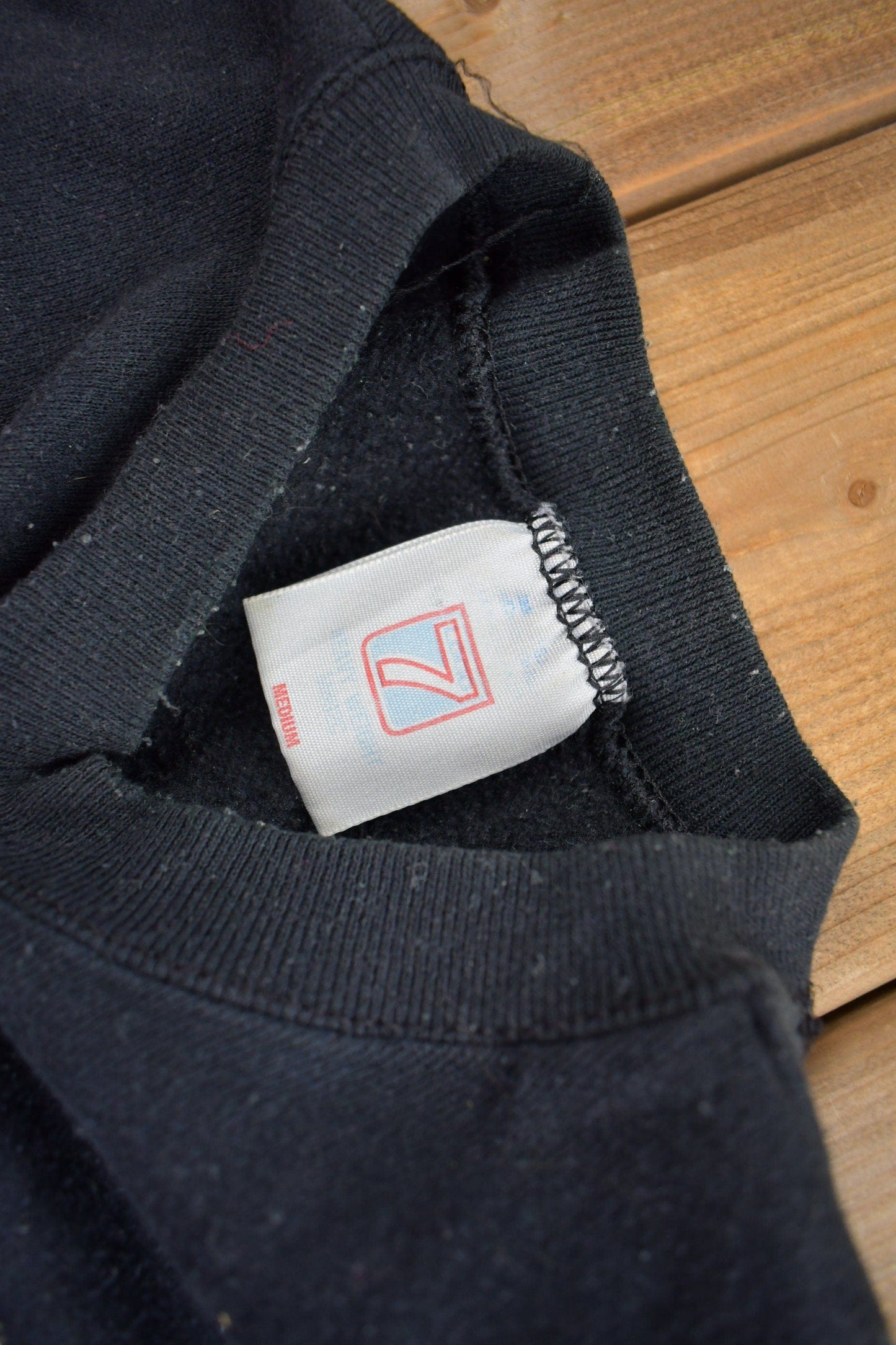 Vintage 1990s Chicago Bulls NBA Logo 7 Crewneck Sweatshirt Men's Medium from propervintagecanada