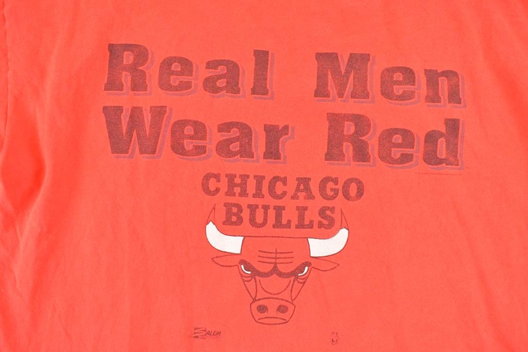 Vintage 1990s Chicago Bulls NBA T-Shirt Men's XL from propervintagecanada
