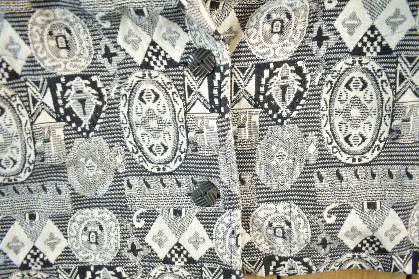 Vintage 1990s Chicos Design All Over Print Quilted Blazer Women's S from propervintagecanada