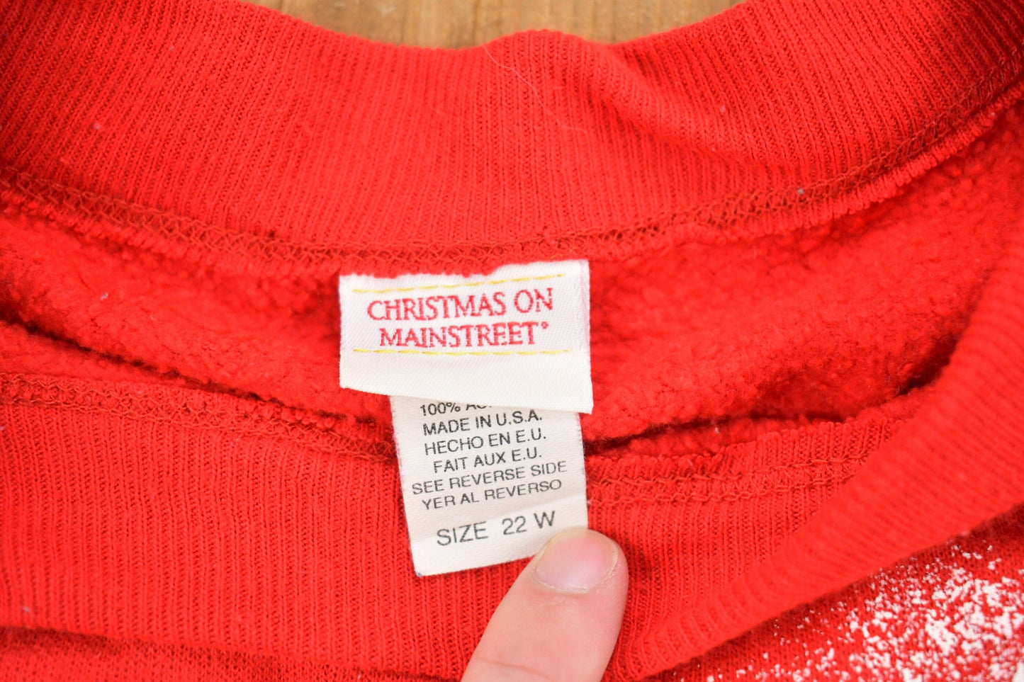 Vintage 1990s Christmas Sweater Men's XL from propervintagecanada