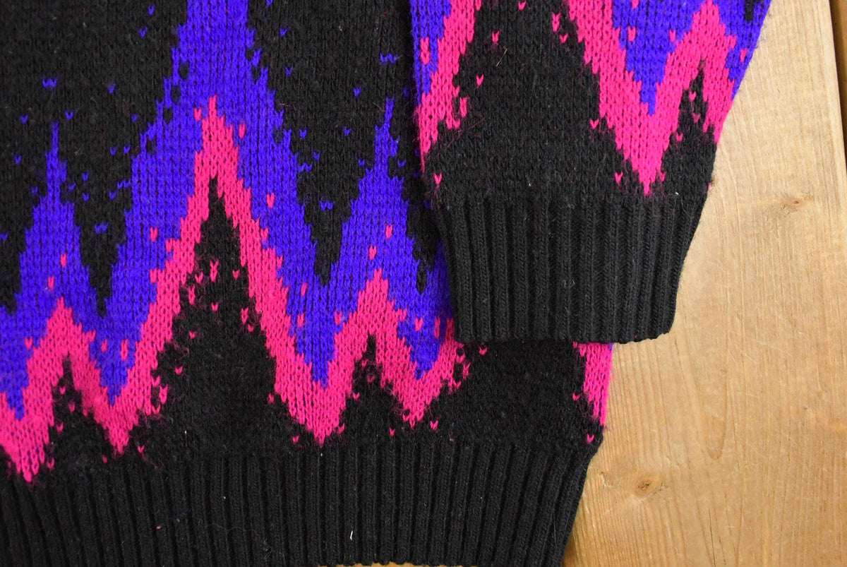 Vintage 1990s Classic Essentials Knit Abstract Pattern Crewneck Sweater Women's XL from propervintagecanada