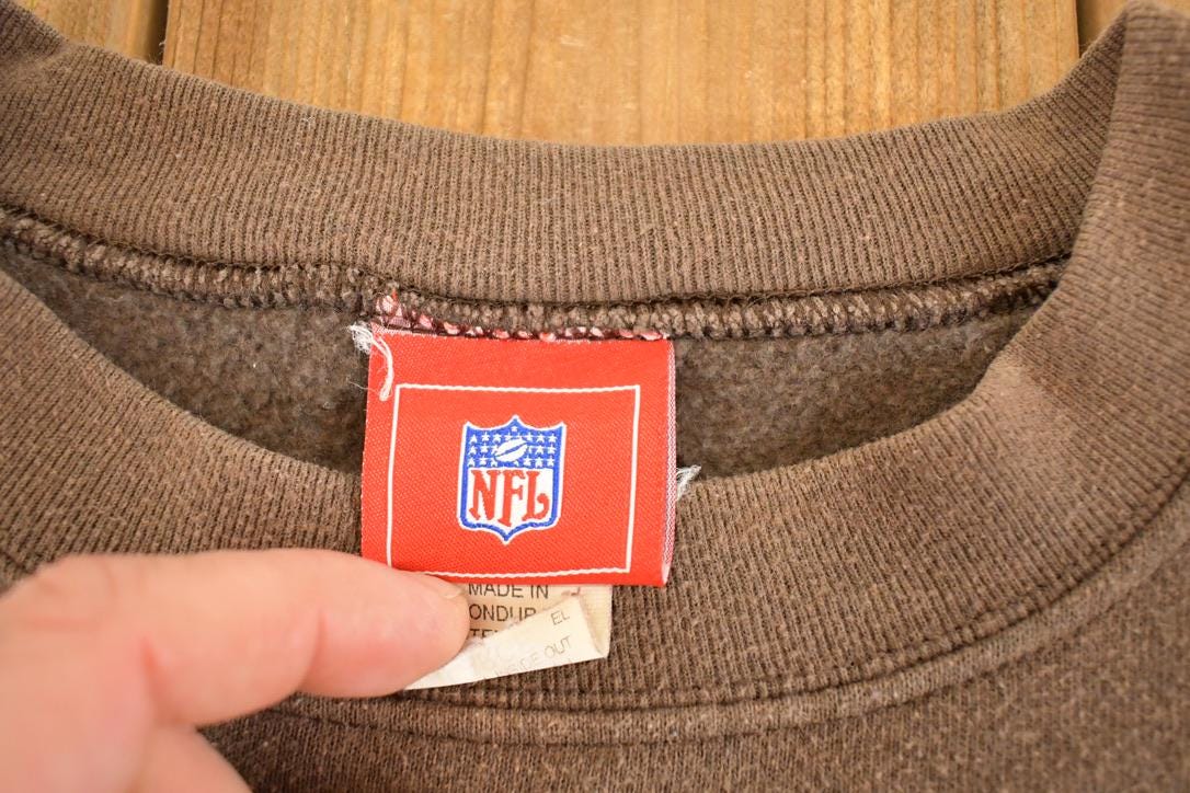 Vintage 1990s Cleveland Browns Crewneck Sweatshirt Men's L from propervintagecanada
