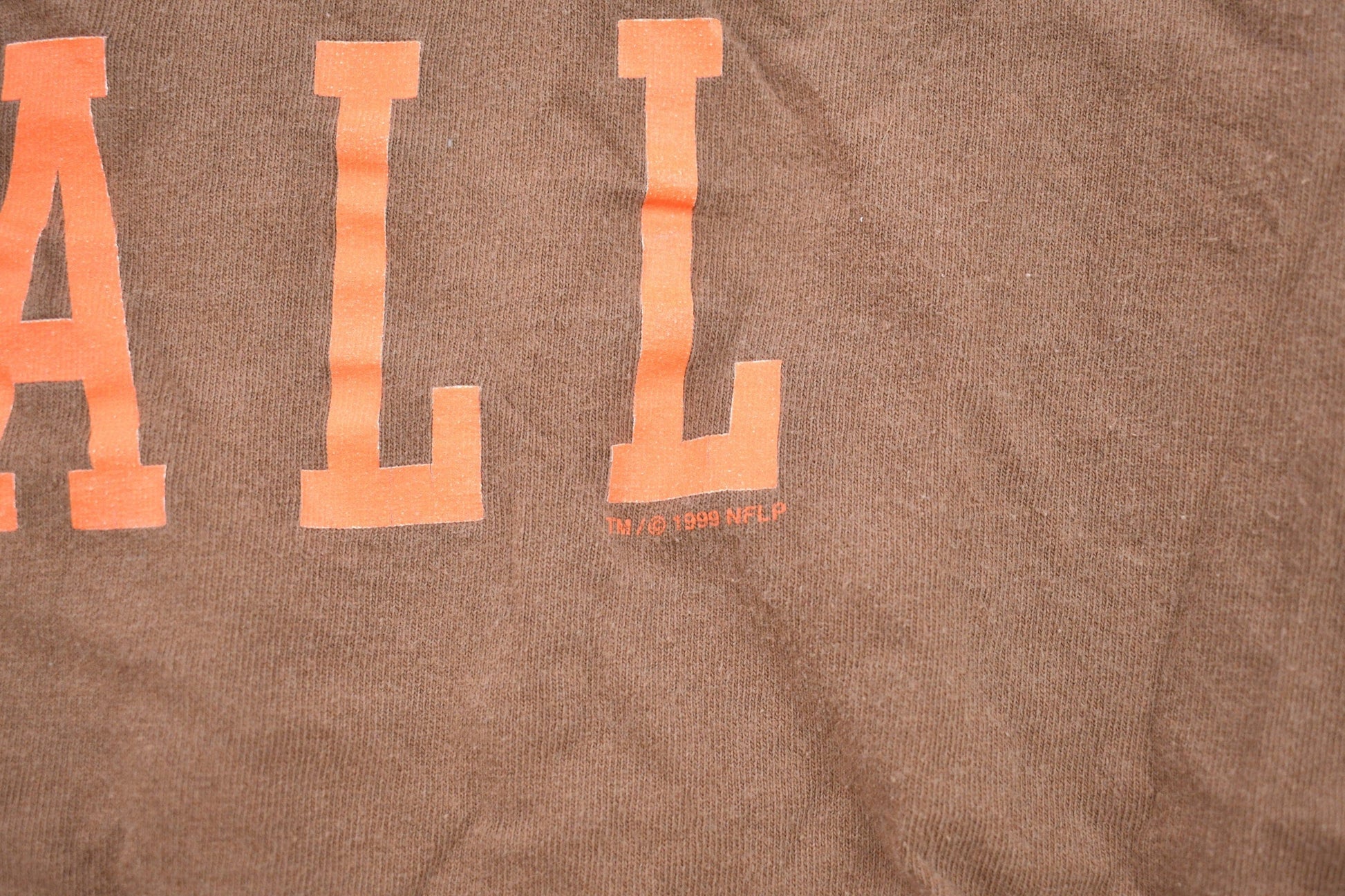 Vintage 1990s Cleveland Browns Football NFL Graphic T-Shirt Men's XL from propervintagecanada