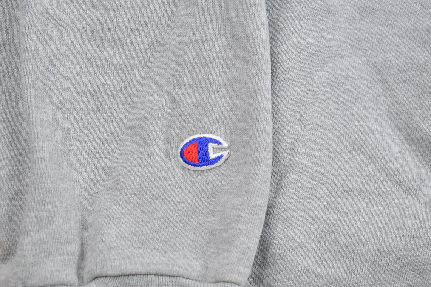 Vintage 1990s Cleveland Browns NFL Champion Crewneck Sweatshirt Men's XL from propervintagecanada