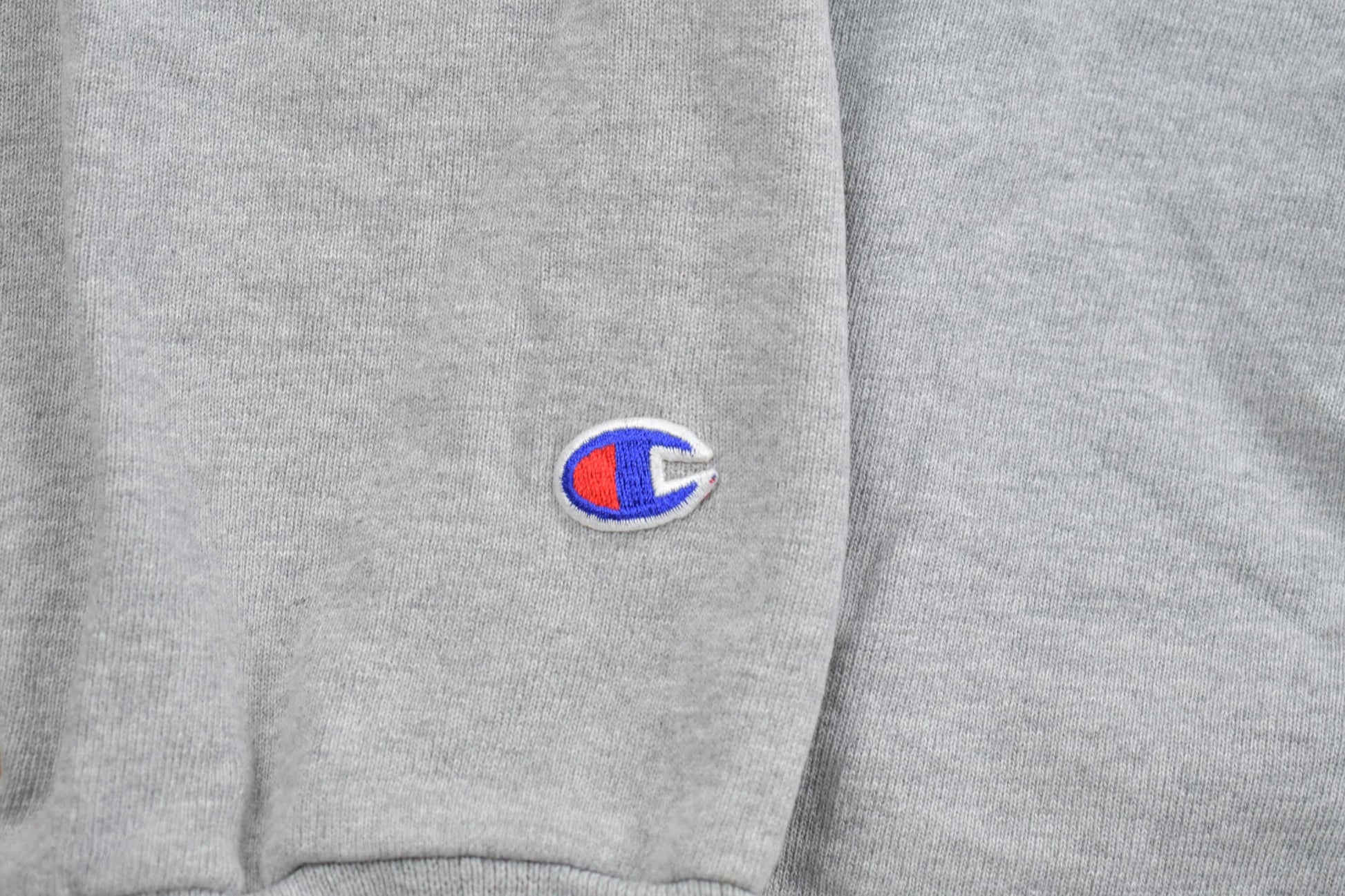 Vintage 1990s Cleveland Browns NFL Champion Crewneck Sweatshirt Men's XL from propervintagecanada