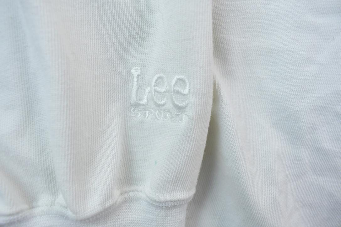 Vintage 1990s Cleveland Browns NFL Crewneck Men's XL from propervintagecanada