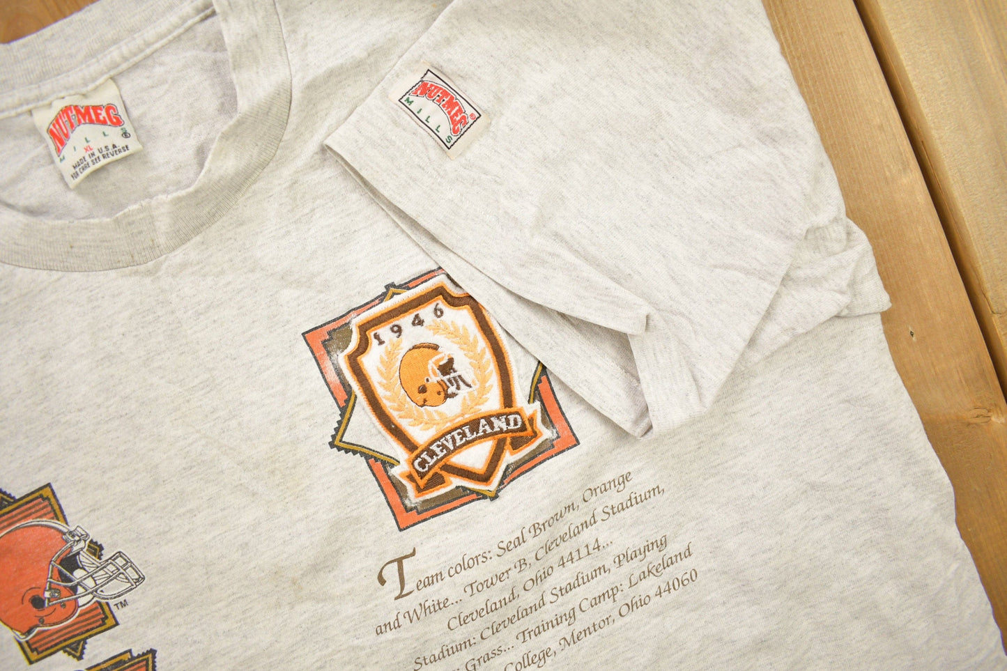 Vintage 1990s Cleveland Browns NFL Embroidered Nutmeg T-Shirt Men's XL from propervintagecanada